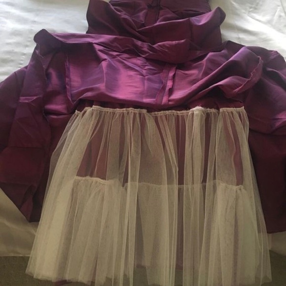 Evening Bridesmaids mermaid dress, Size 4 petite - Picture 10 of 12